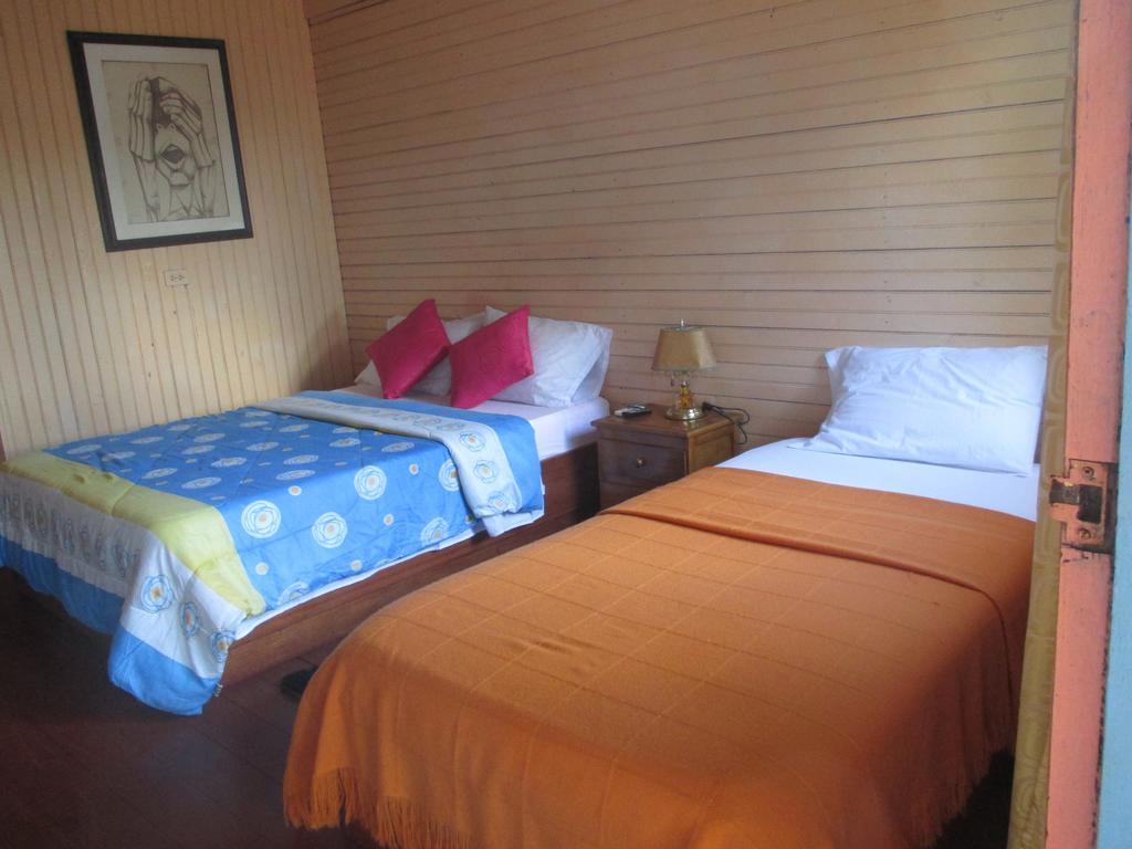 Hotel Flemming Tree Providencia Island Exterior photo
